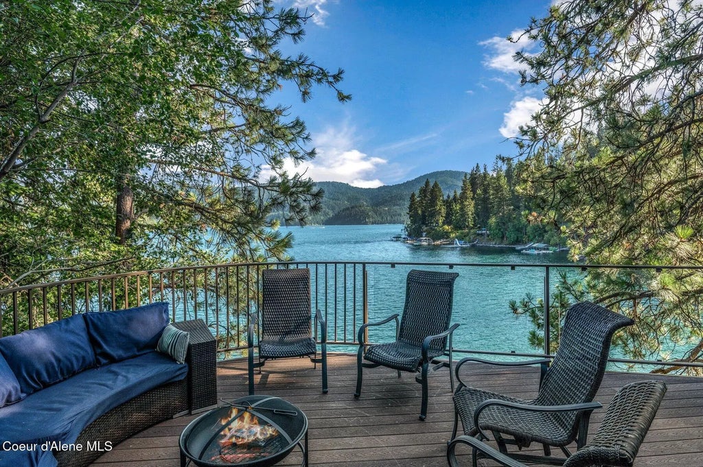 6469 E Evernade Rd, Hayden