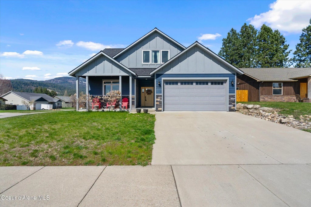 7785 W Meadow Lark Ln, Rathdrum