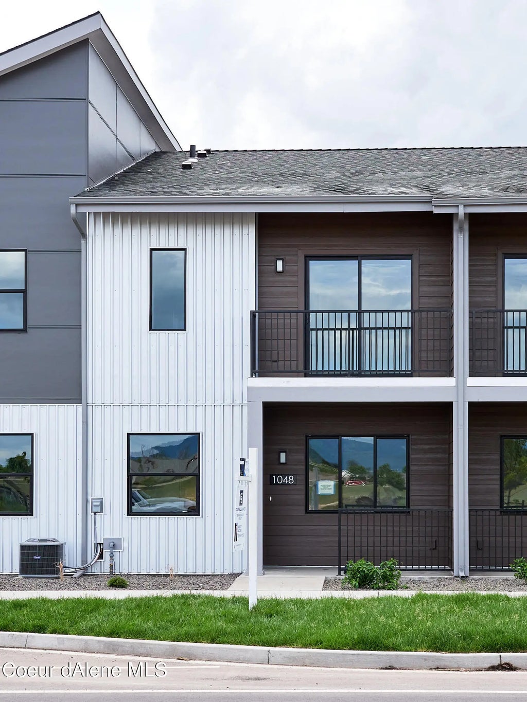 1048 E 4th Ave 104, Post Falls