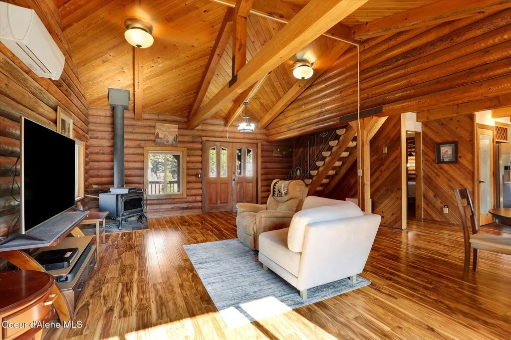 7228 W Senequoteen Trl, Spirit Lake