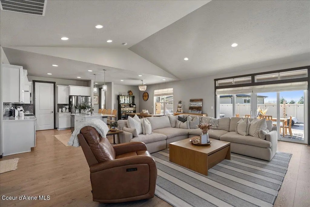 4332 W Enclave Way, Coeur d'Alene