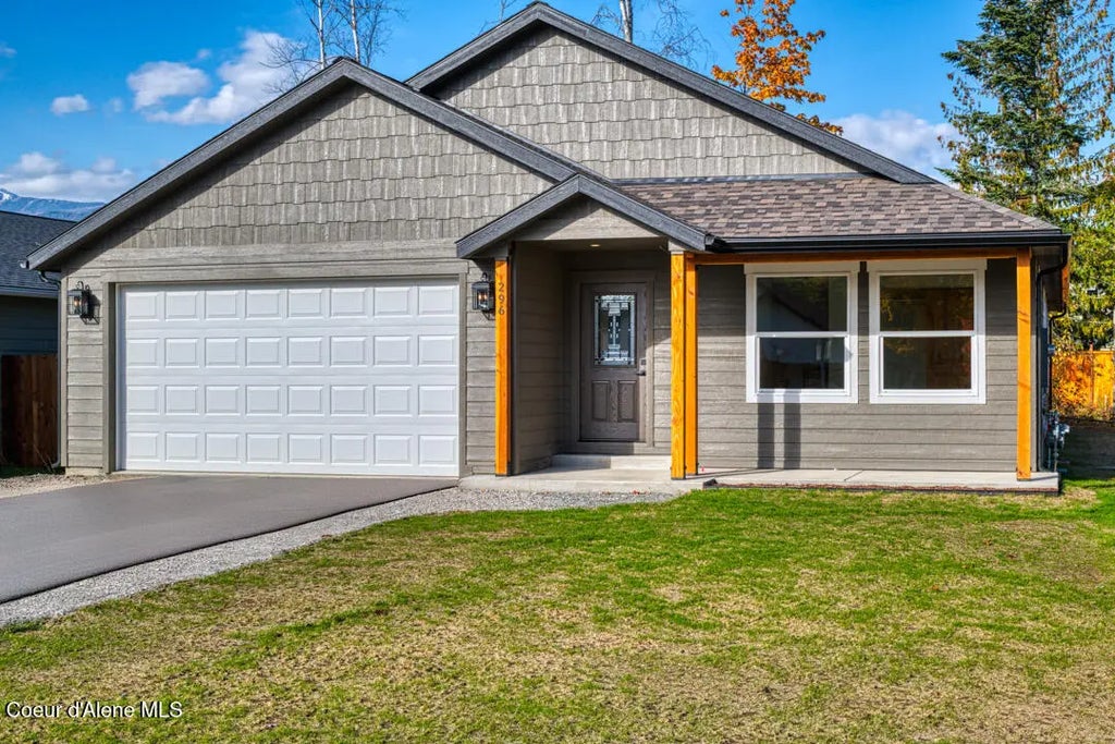 296 Jasper Loop, Ponderay