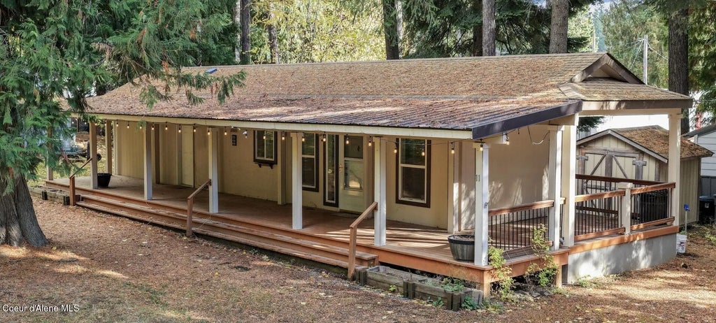 7562 W Spirit Lake Rd #11, Spirit Lake