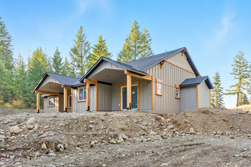 5382 W Van Buren, Spirit Lake