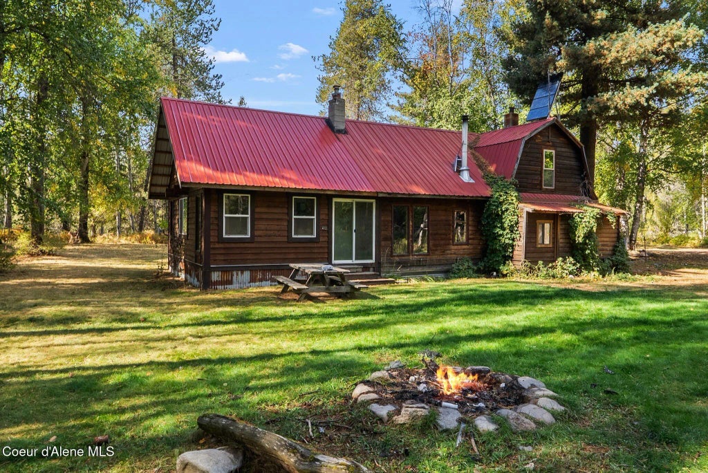 87 Chief Joseph Ln Rd, Sandpoint