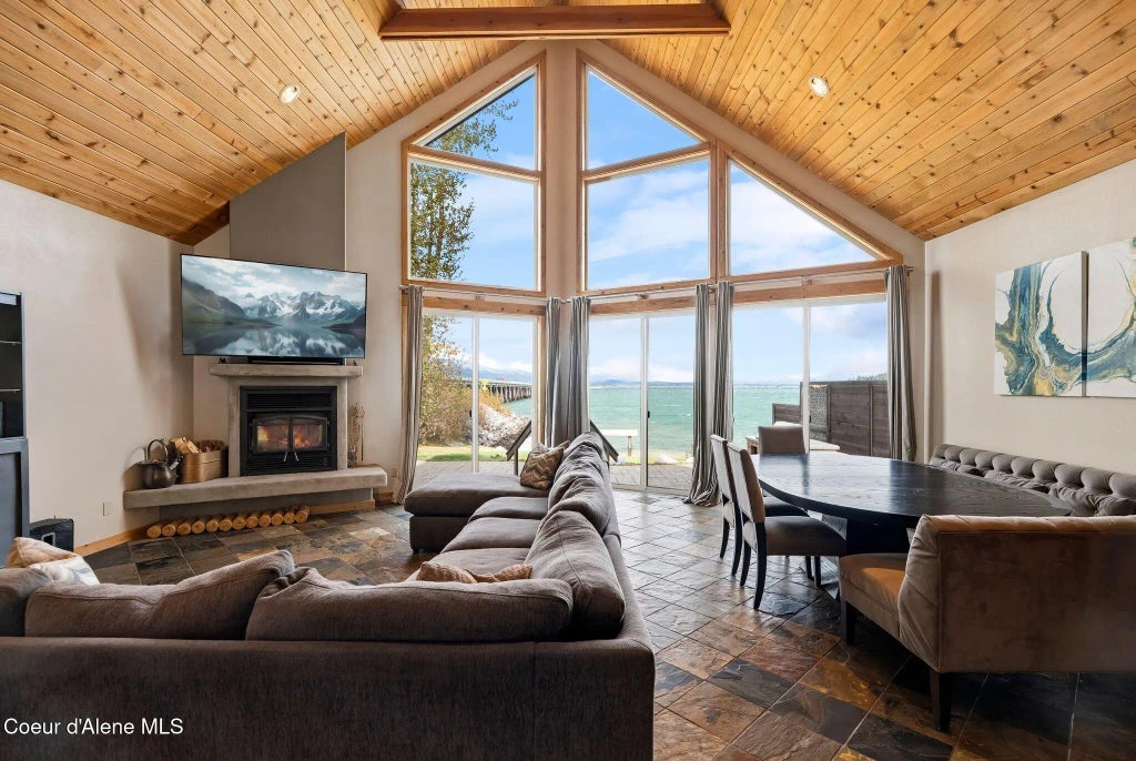 23 Lakewood Dr, Sagle