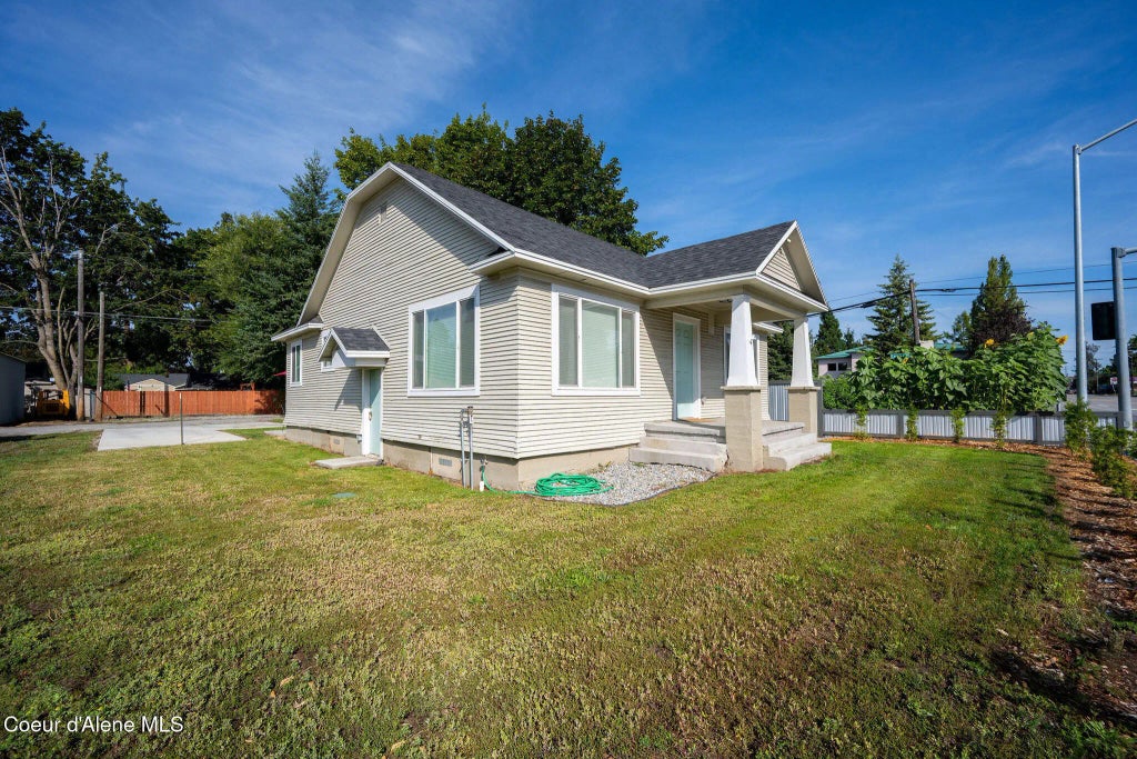 1517 N Lincoln Way, Coeur d'Alene