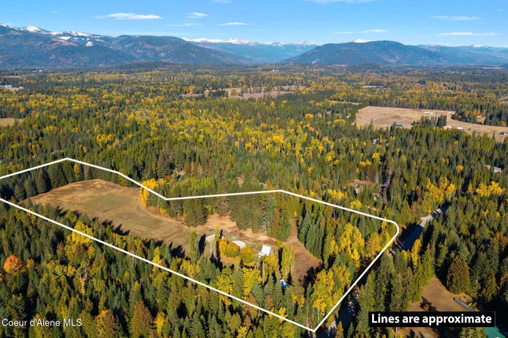 55 Trotter Ln, Sandpoint