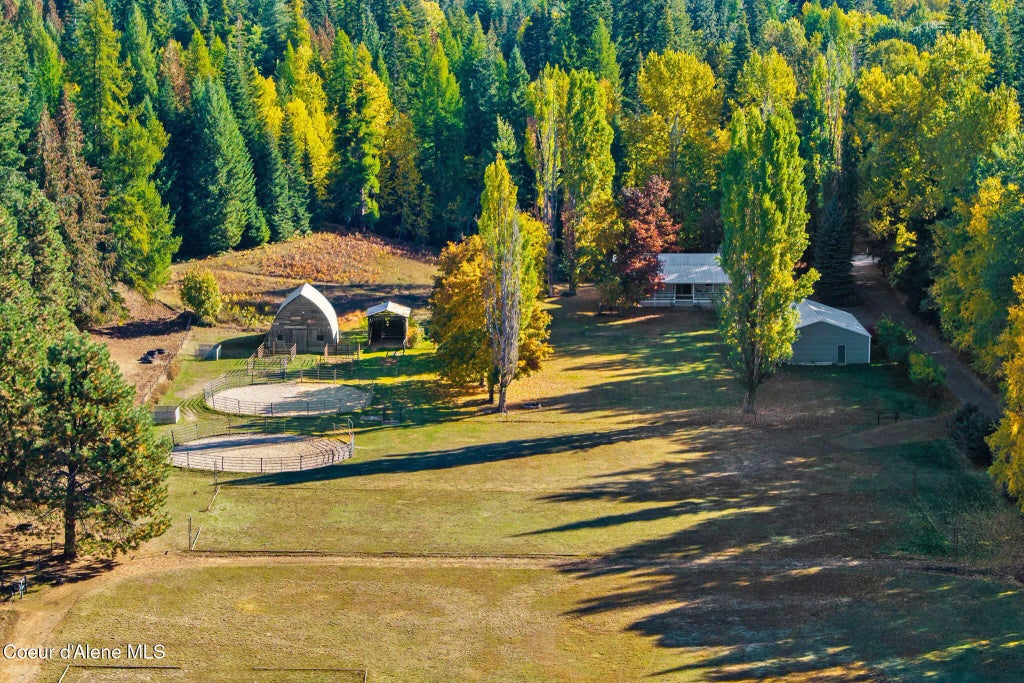 55 Trotter Ln, Sandpoint