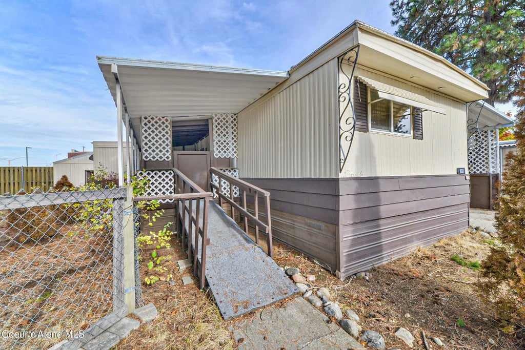 9221 N Starr Loop, Hayden