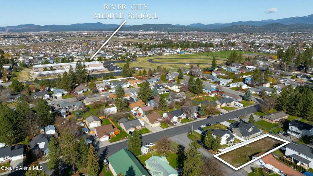 206 W 17th Ave, Post Falls