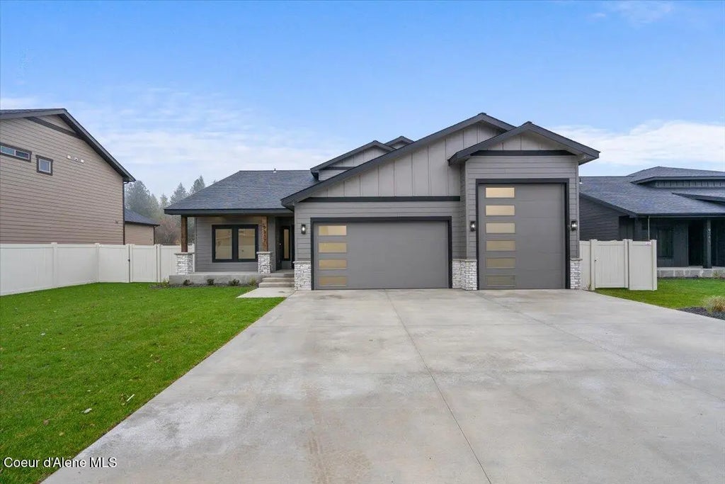 9337 N Secretariat Ln, Hayden