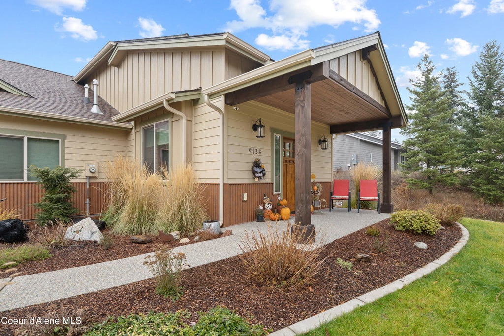 5133 W Jefferson, Spirit Lake