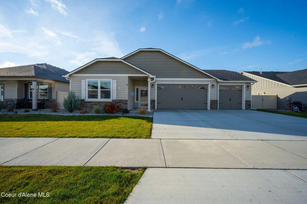 4268 N May Ella Lp Loop, Post Falls