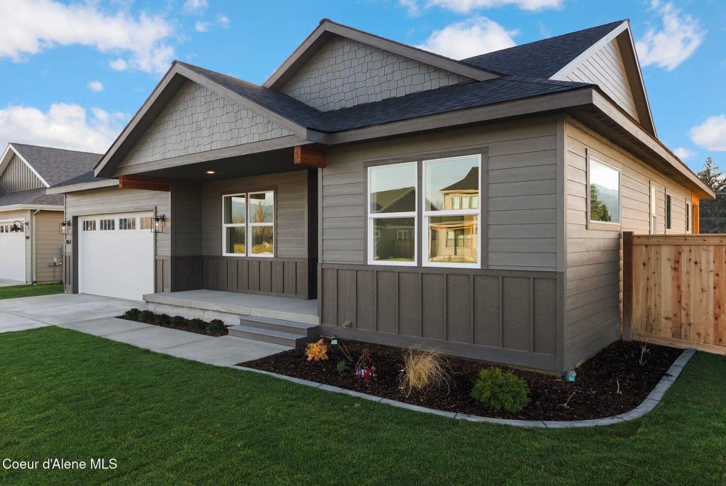 2057 S Aspen Way, Sandpoint