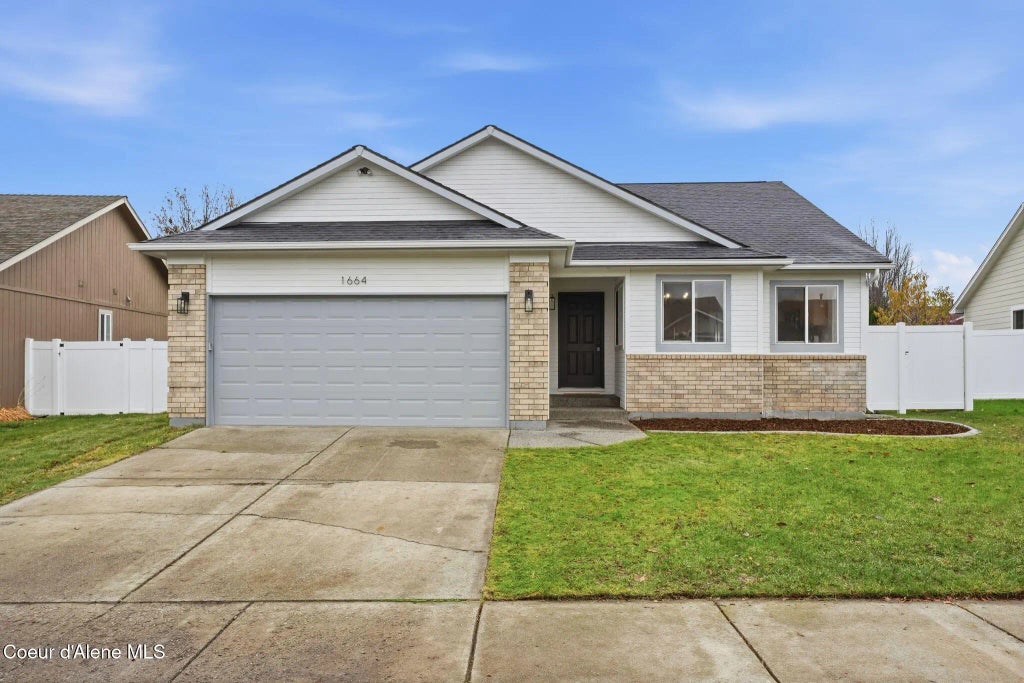 1664 W Durham Dr, Coeur d'Alene