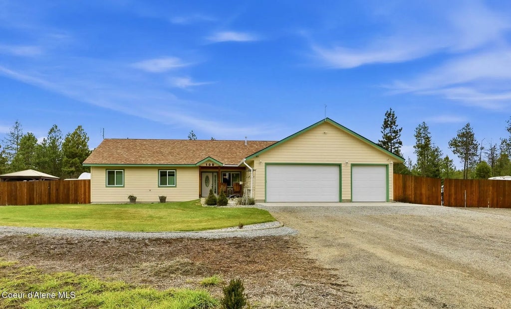 100 James Way, Oldtown