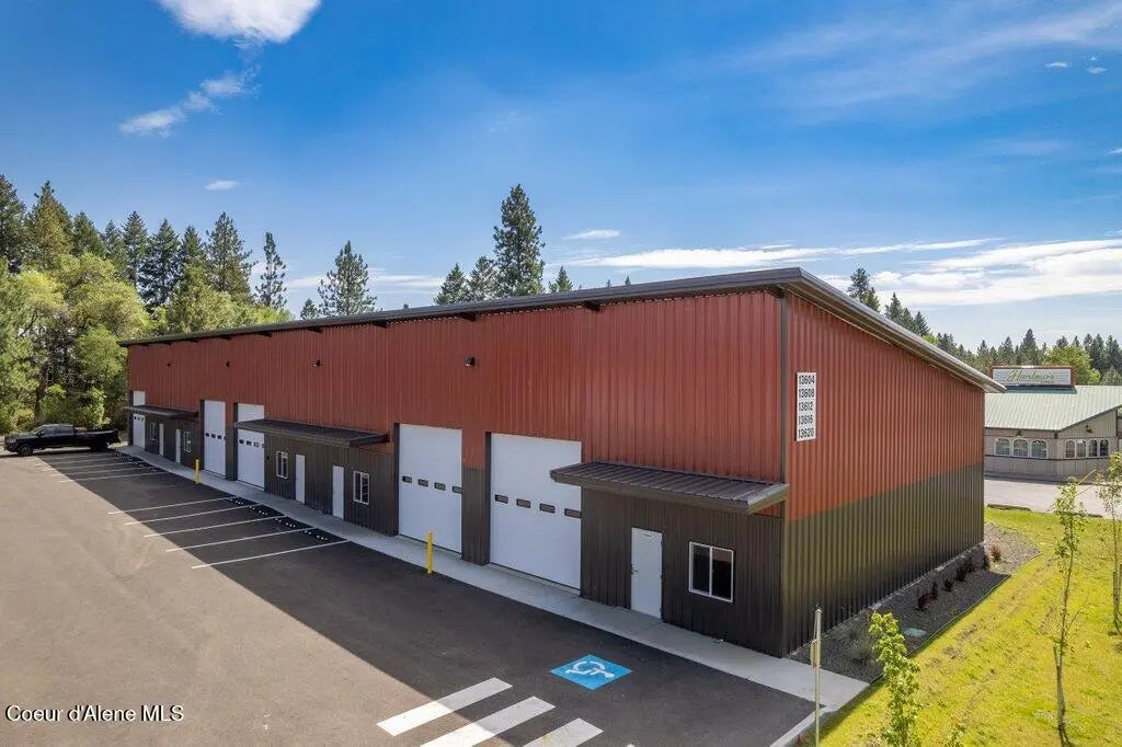 13604 & 08 W Highway 53 2 Units, Rathdrum