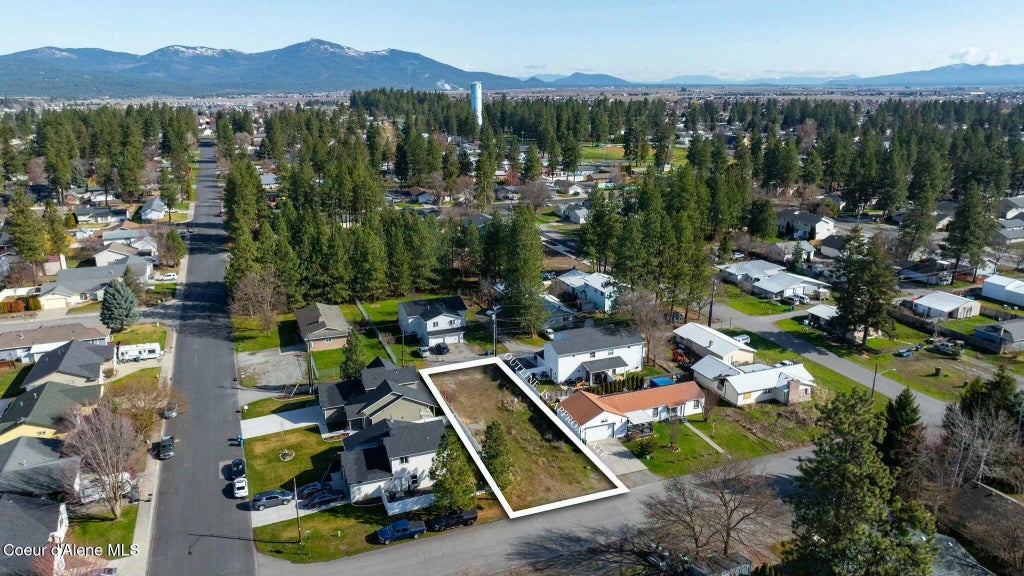 206/209 W 17th/warner Ave/rd, Post Falls