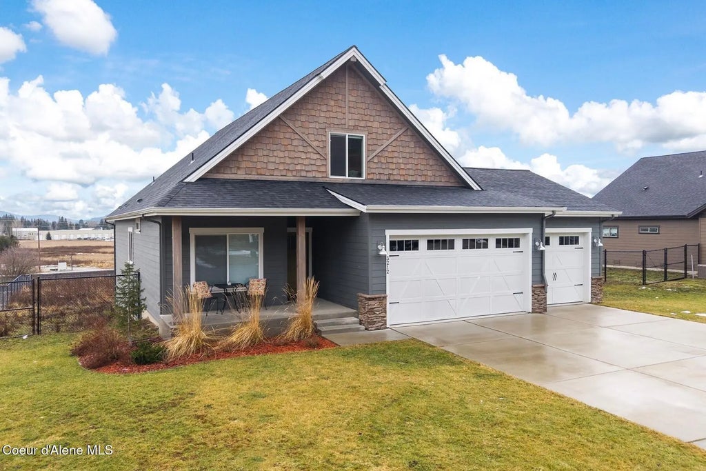 3212 Goodman Dr, Sandpoint