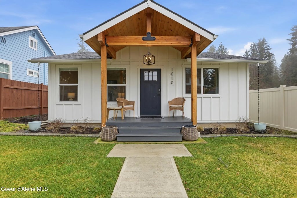 1010 E Pine Ave, Coeur d'Alene