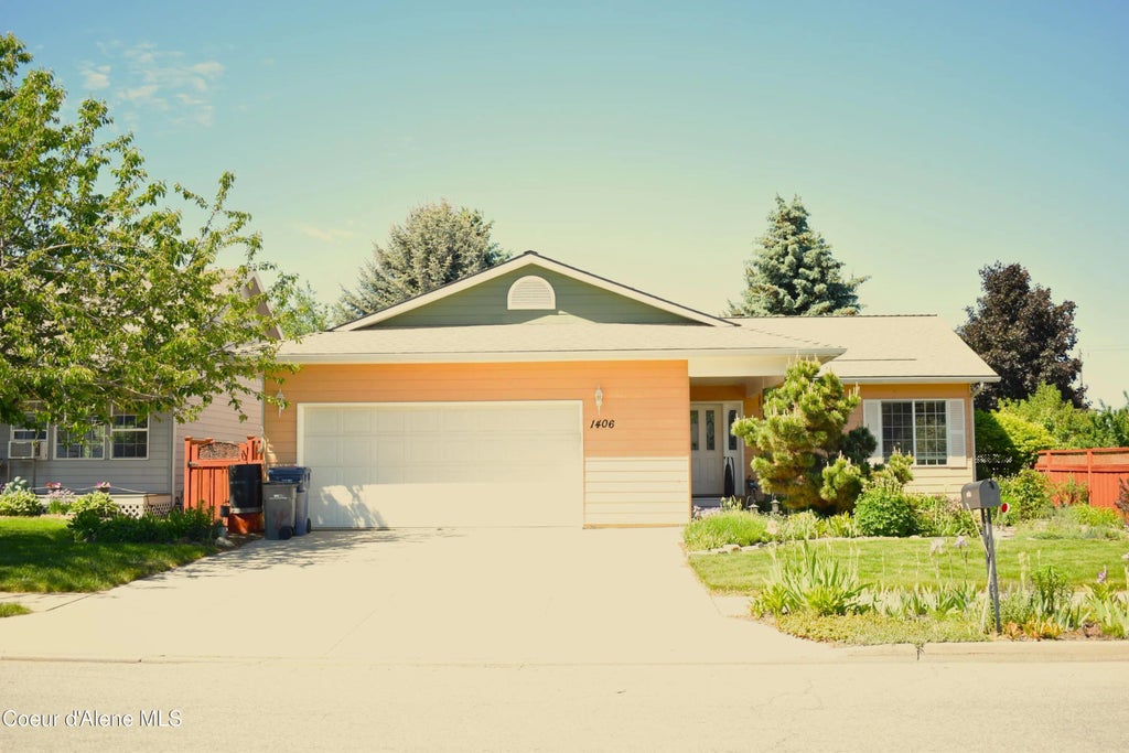 1406 Walnut St, Sandpoint
