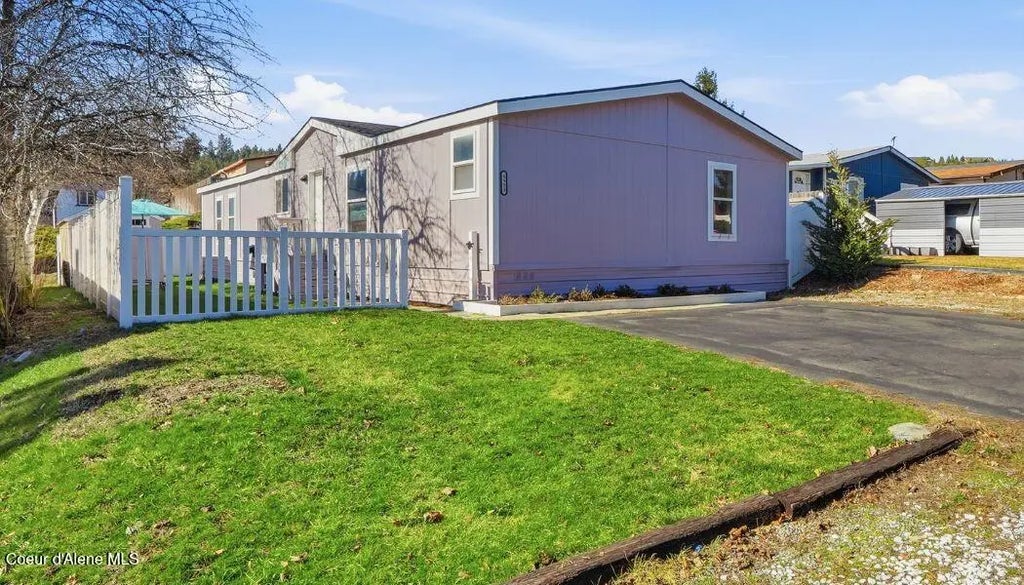 8553 N Kendra Way, Post Falls