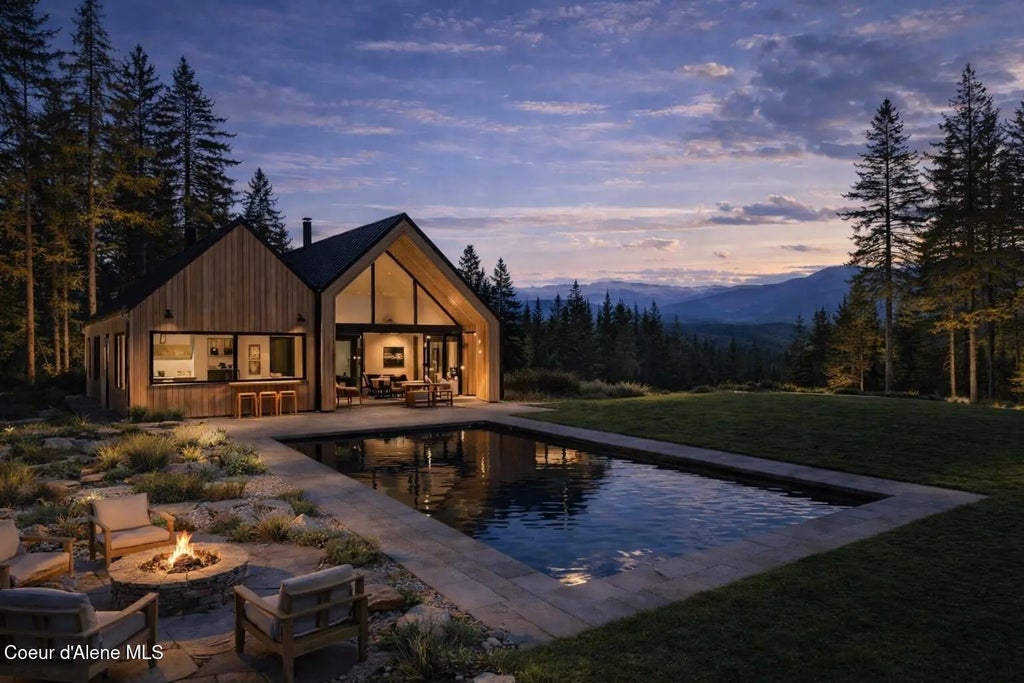 4321 W Rooster Rd, Coeur d'Alene