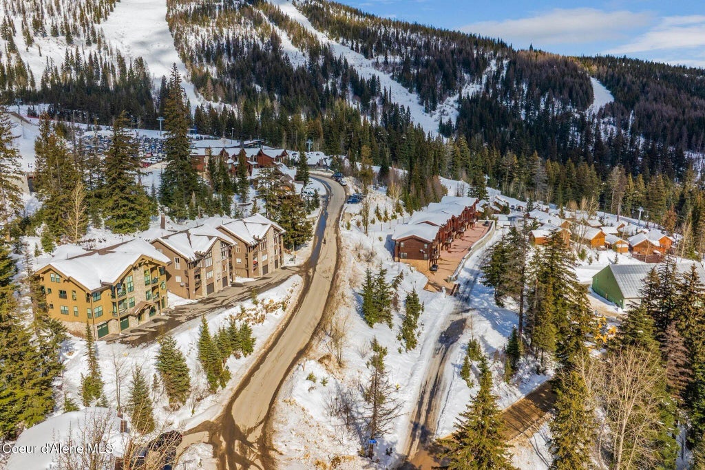 Nna Hemlock Ln, Sandpoint