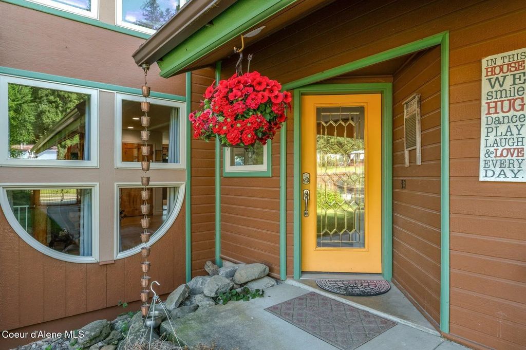 311 School Rd, Hope