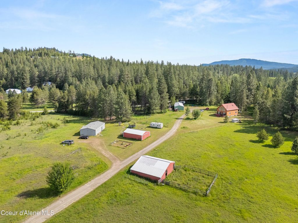 95 Twin Rivers Rd, Athol