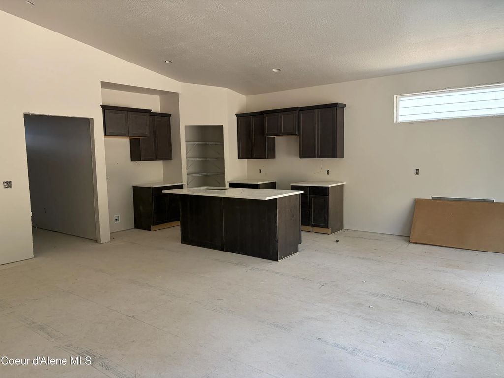 300 Sunterra Circle, Priest River