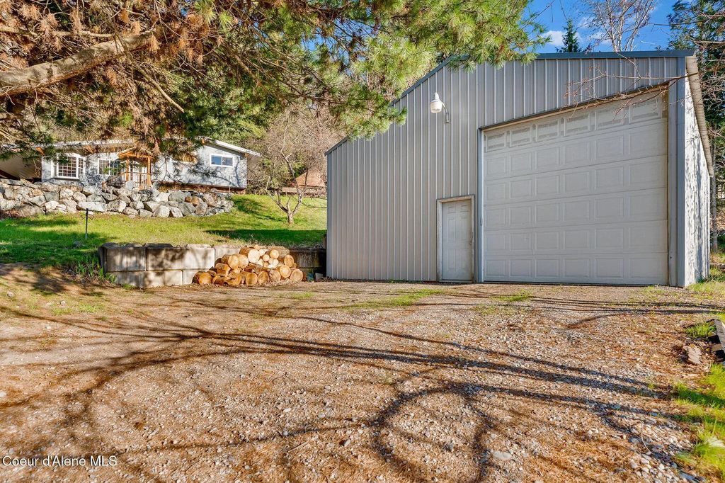 6482 Grant St, Bonners Ferry