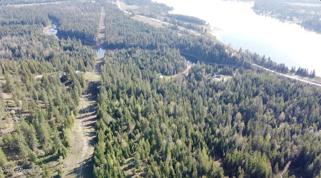 Nka Cresthaven Dr, Sandpoint