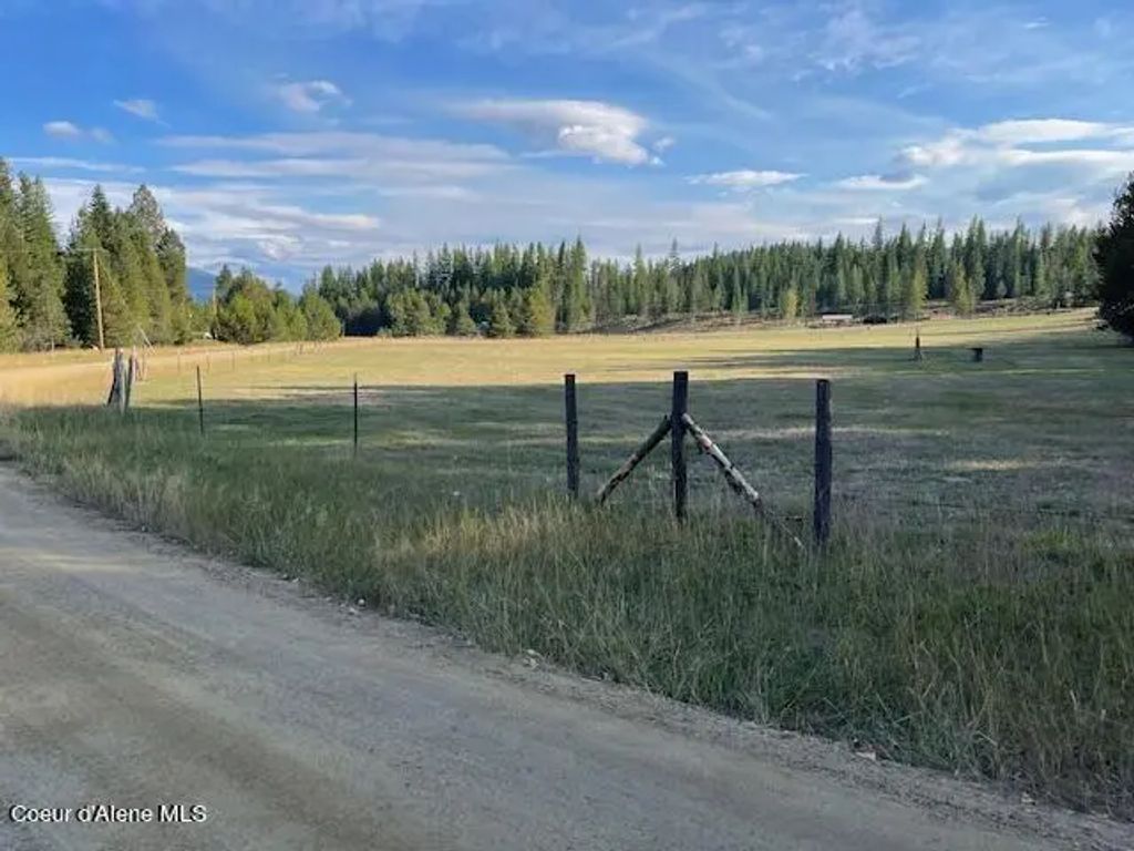 Nka Gleason Mcabee Road, Priest River