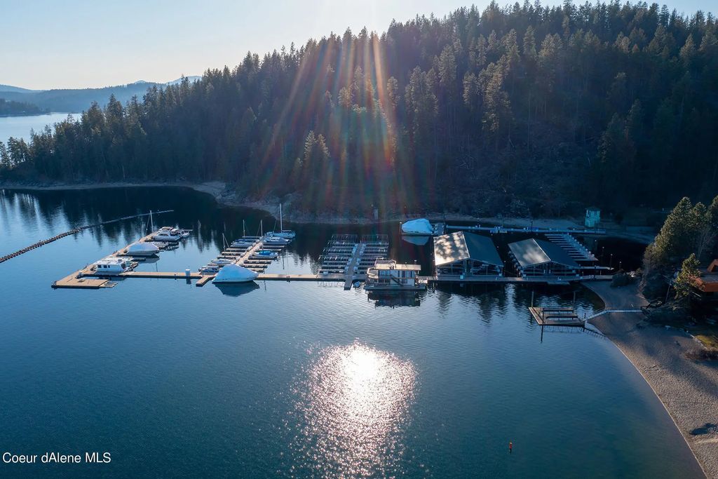 1100 E Lakeshore Drive, Coeur d'Alene