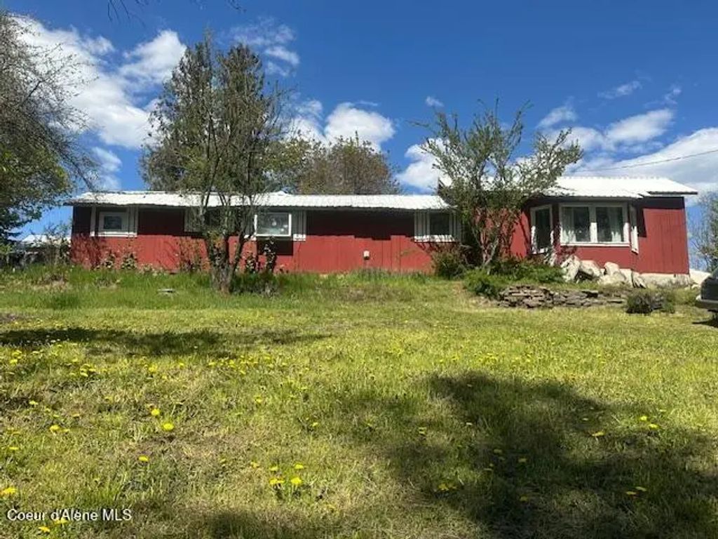2318 Saint Maries Ave., St. Maries