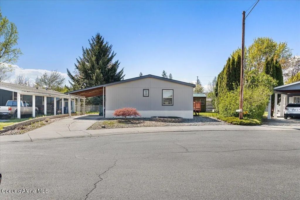 2206 W Oxford Cir, Coeur d'Alene