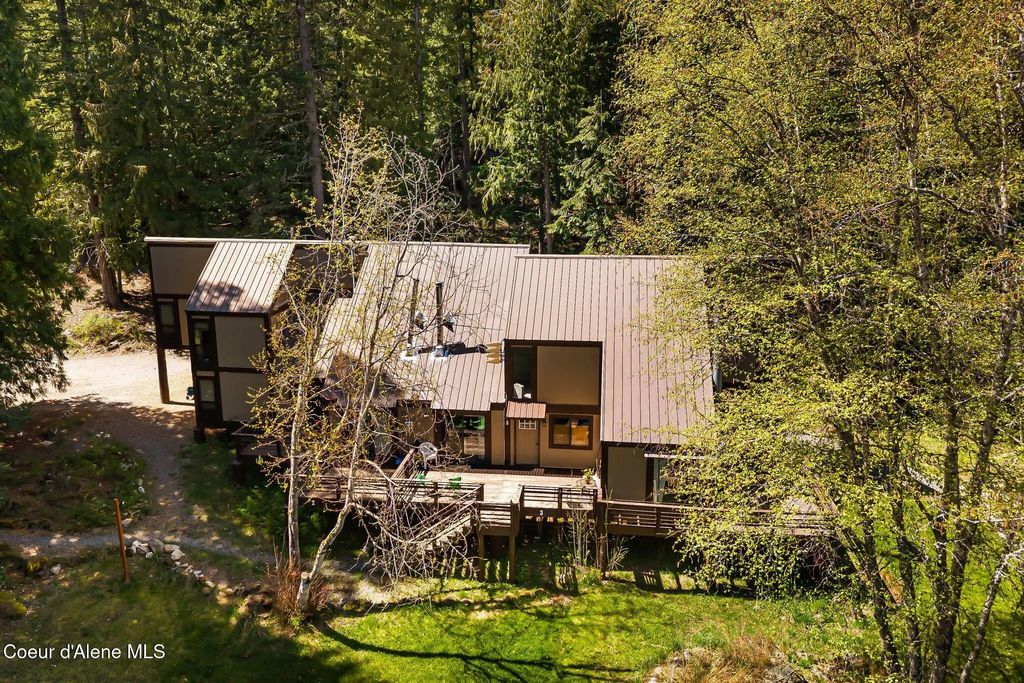 140 Snowgoose Ln Unit 3, Sandpoint