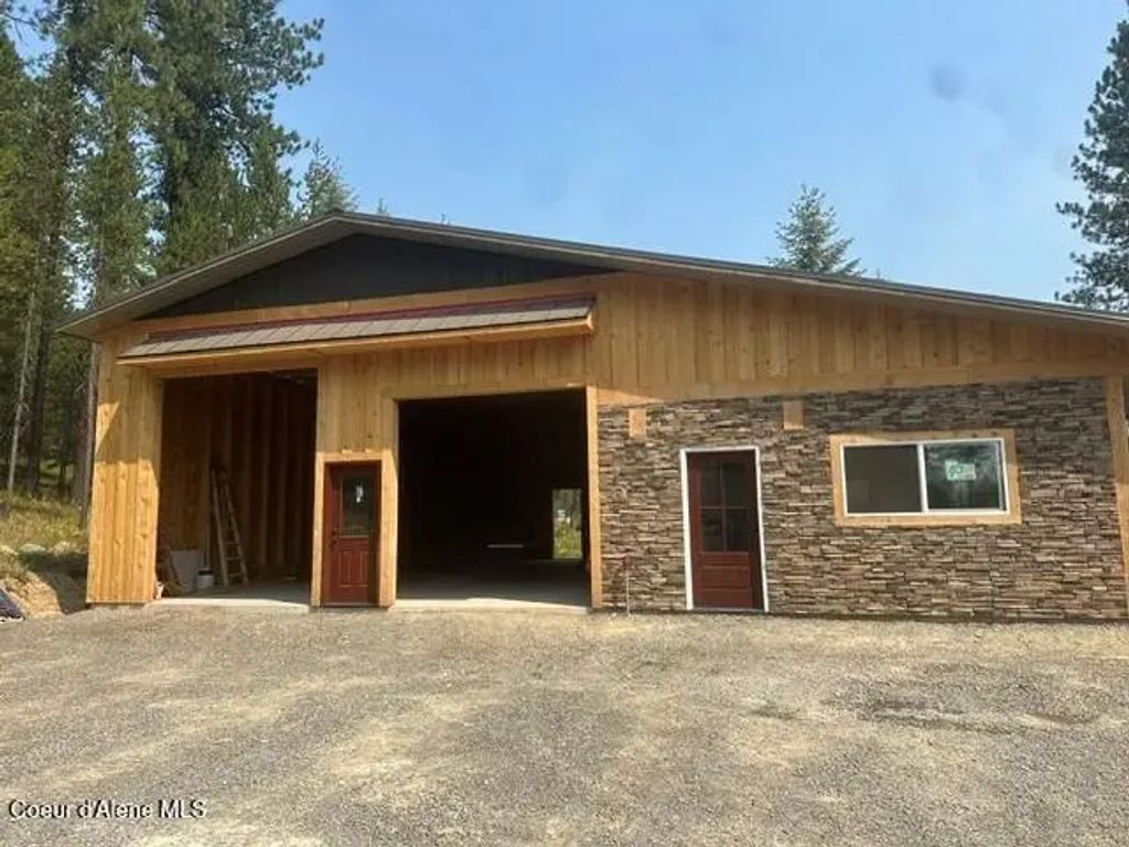 85 Cutlass Dr., Sagle