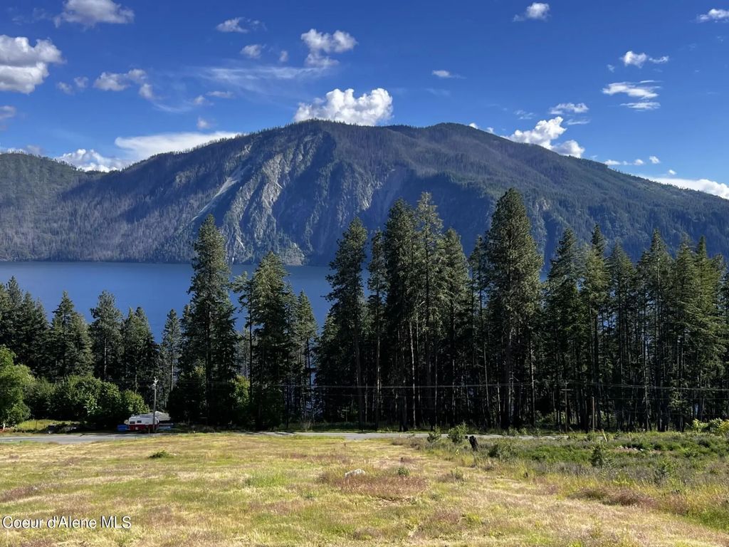 Lt 1 Blk 3 Moose Track / E Cape Horn Rd, Bayview