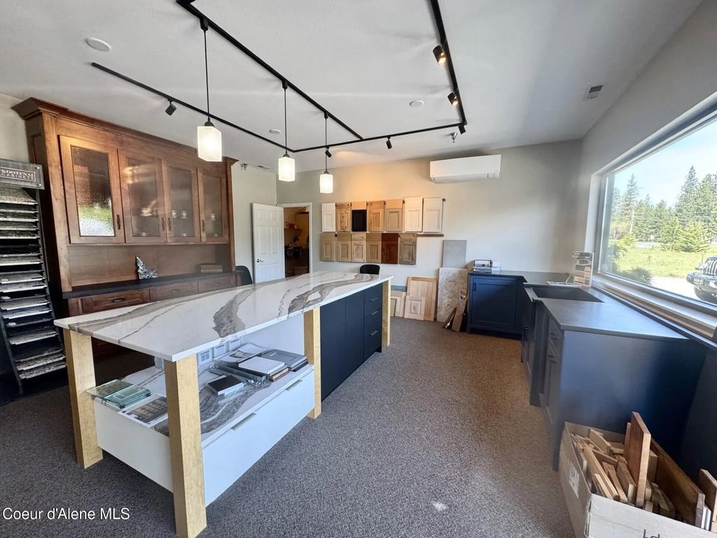 11409 N Government Way, Hayden