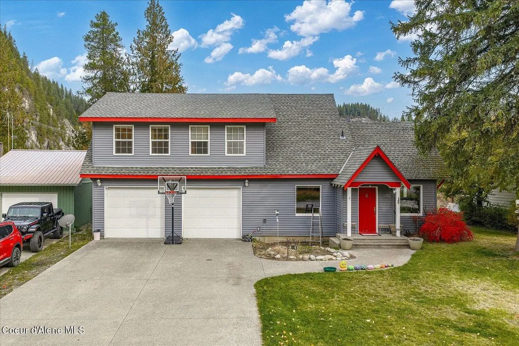 105 Lehigh Ave, Metaline Falls