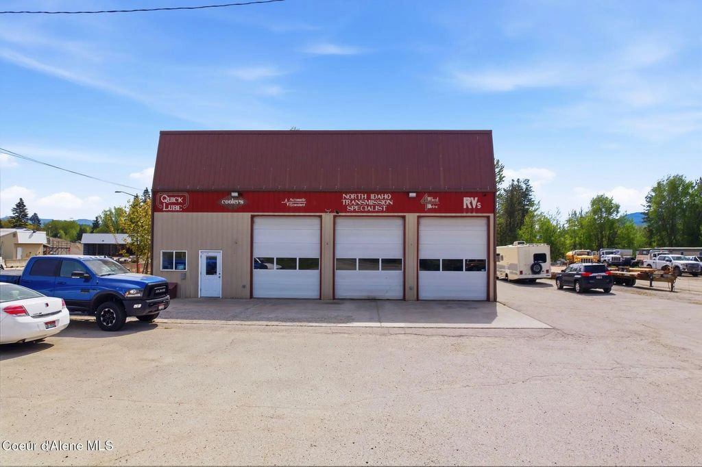 30826 Highway 200, Ponderay
