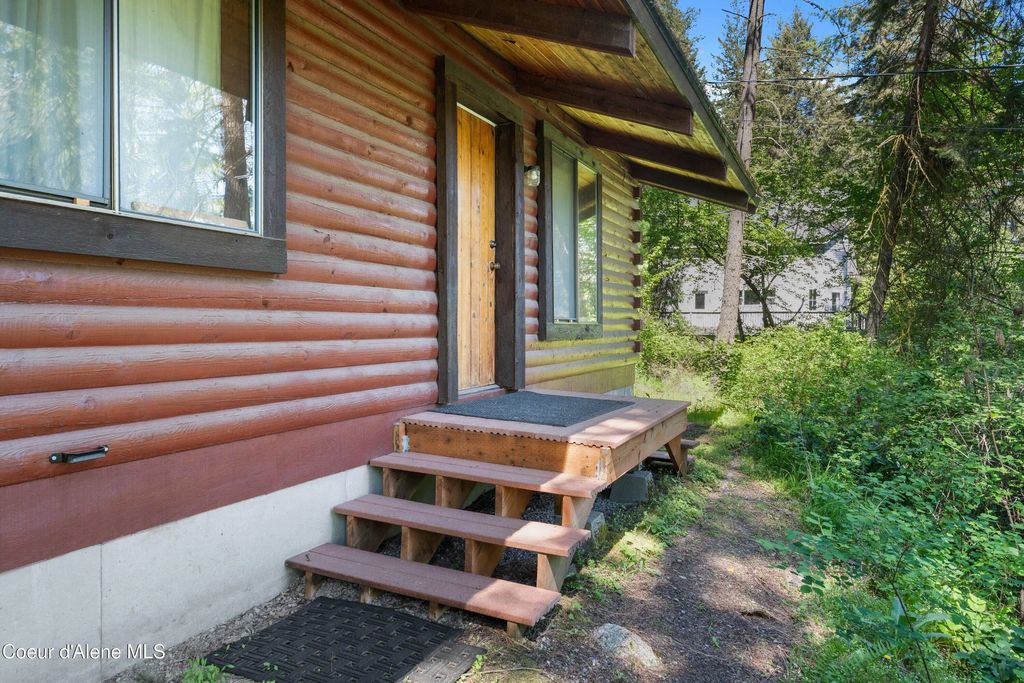 906 S Canal St, Coeur d'Alene