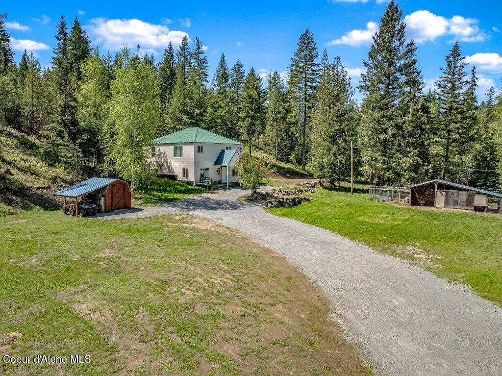 3183 Eastside Rd, Priest River
