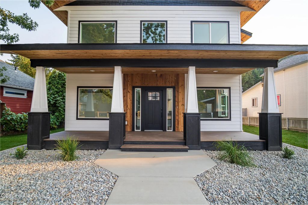 816 & 818 E Young Ave, Coeur d'Alene