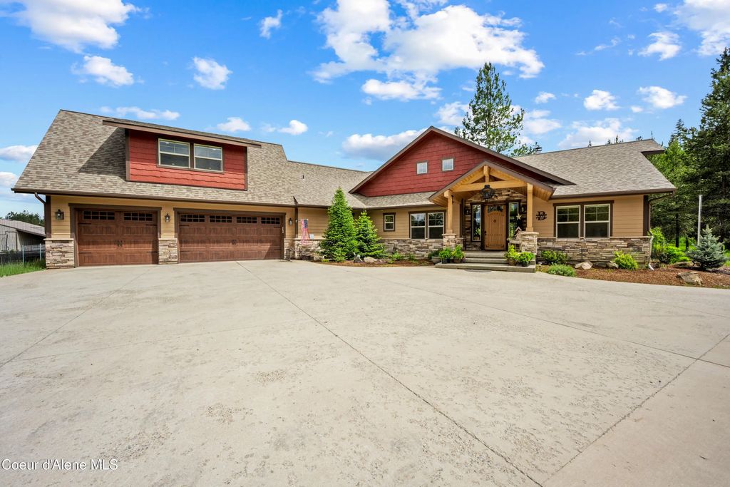 1819 E Misty Meadows Ct, Hayden