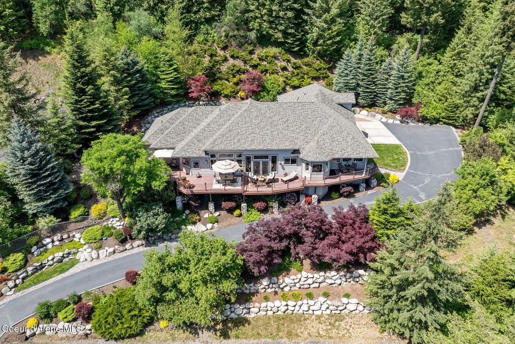 555 W Harbor View Dr, Coeur d'Alene