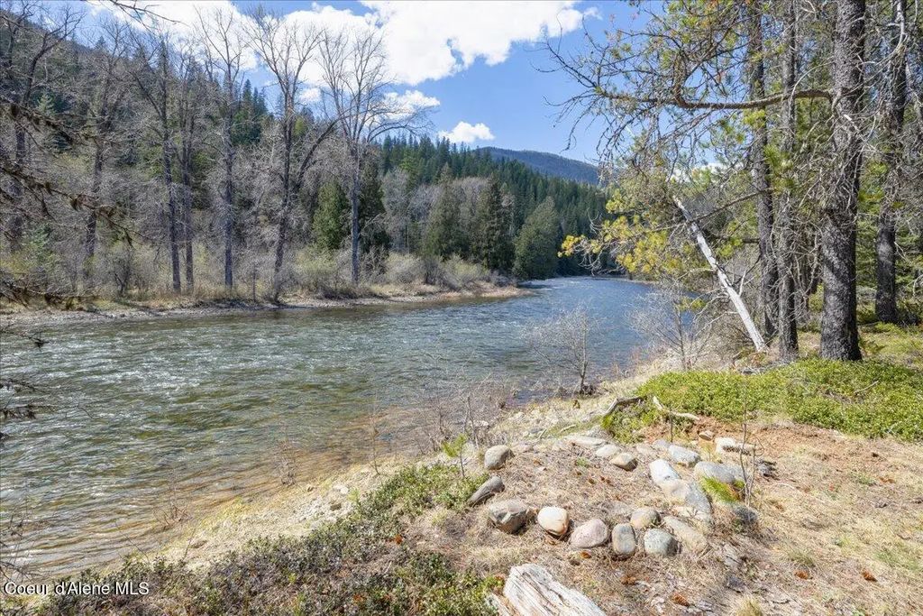 Nna N Moyie River Rd, Bonners Ferry